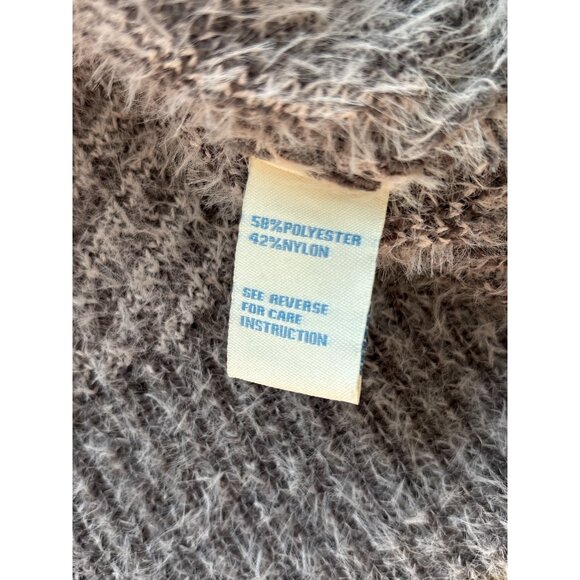 Cocobleu Sweater Womens Small Gray Chevron Button Front Fuzzy Cardigan Boxy - Picture 4 of 8